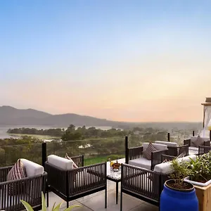 Sierra Boutique - View Hotel